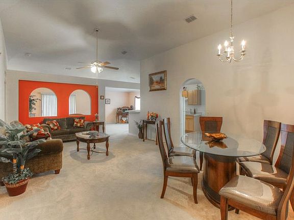3rd image of 31439 Loch Aline Dr
