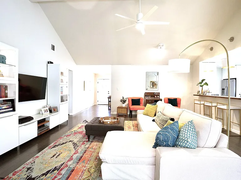 2815 Inridge Dr — Photo 12