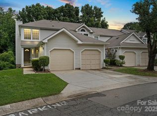 1315 Maple Shade Ln, Charlotte, NC 28270