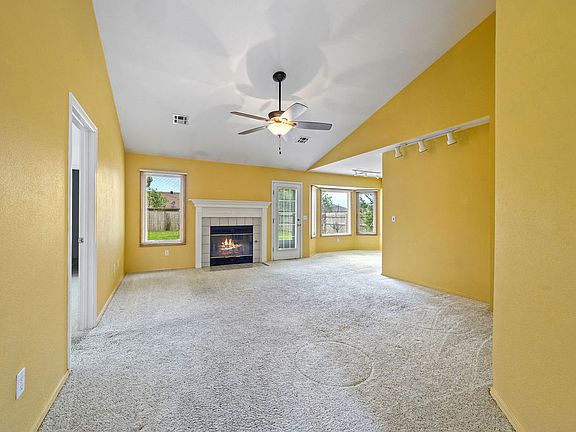 5th image of 2301 W Easy St