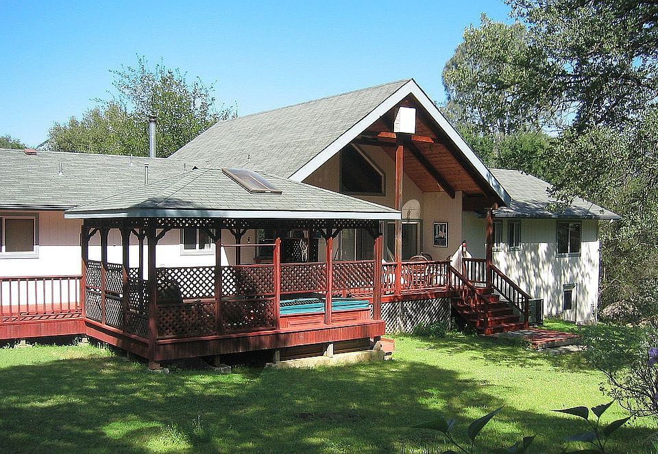 2nd image of 4572 Ben Hur Rd