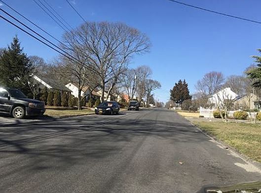 2nd image of 110 Noel Dr