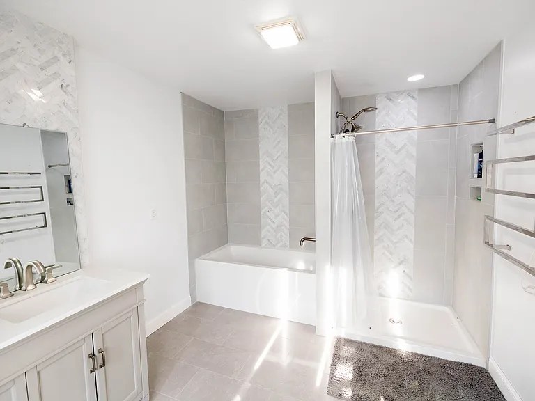12 Spring Hill Ln — Photo 2