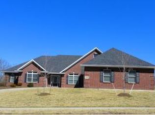 5000 Durham Chase, Columbia, MO 65203