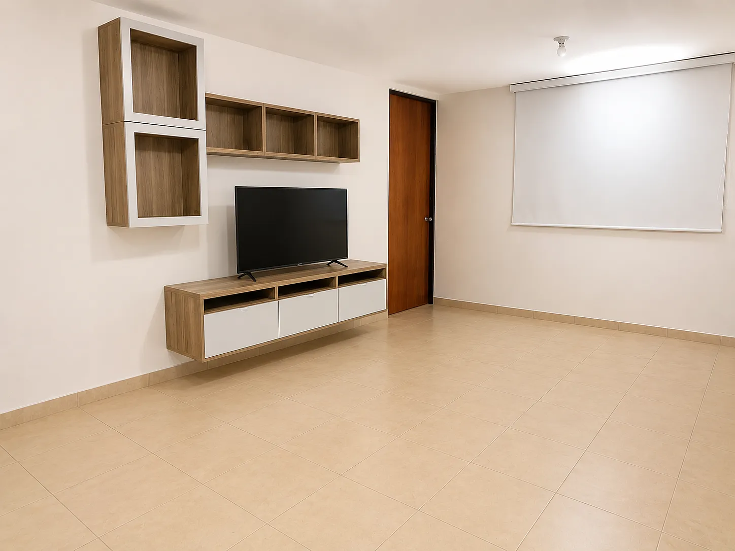 3 bed, 1000 sqft, $1,400 — Photo 3