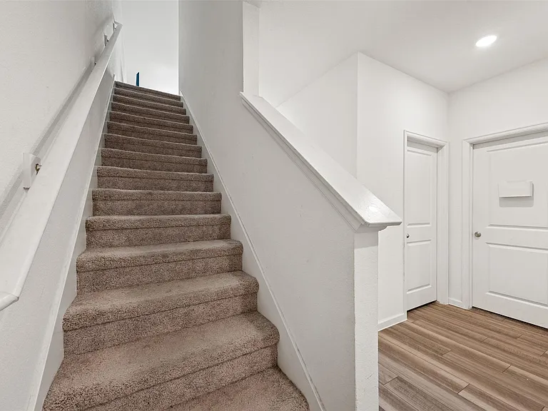 7826 Pink Dahlia Dr — Photo 4