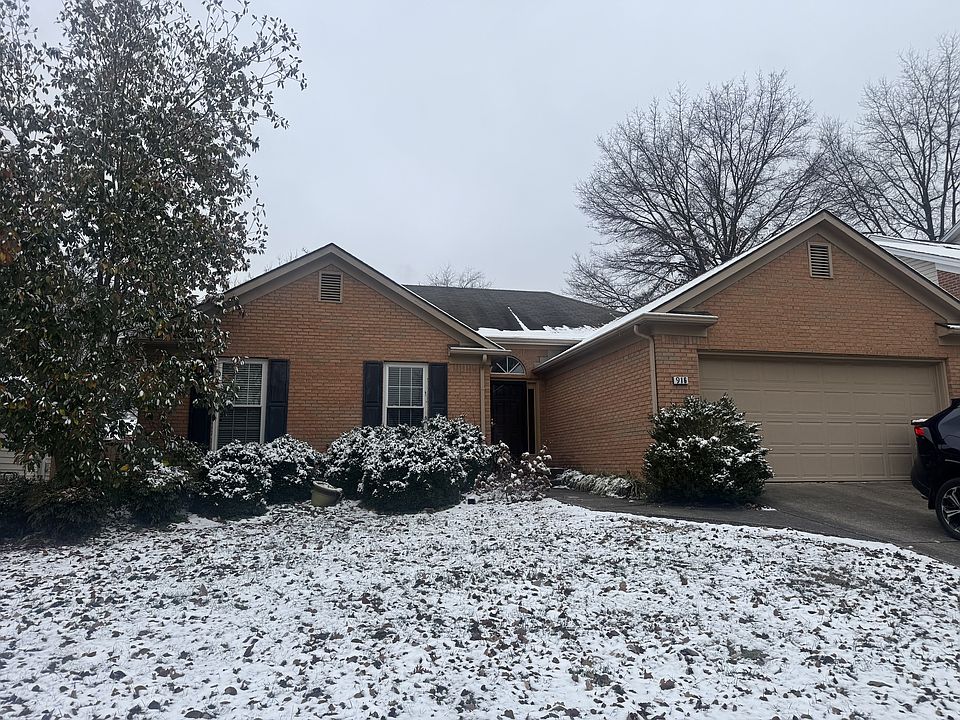 1st image of 916 Palomino Ln