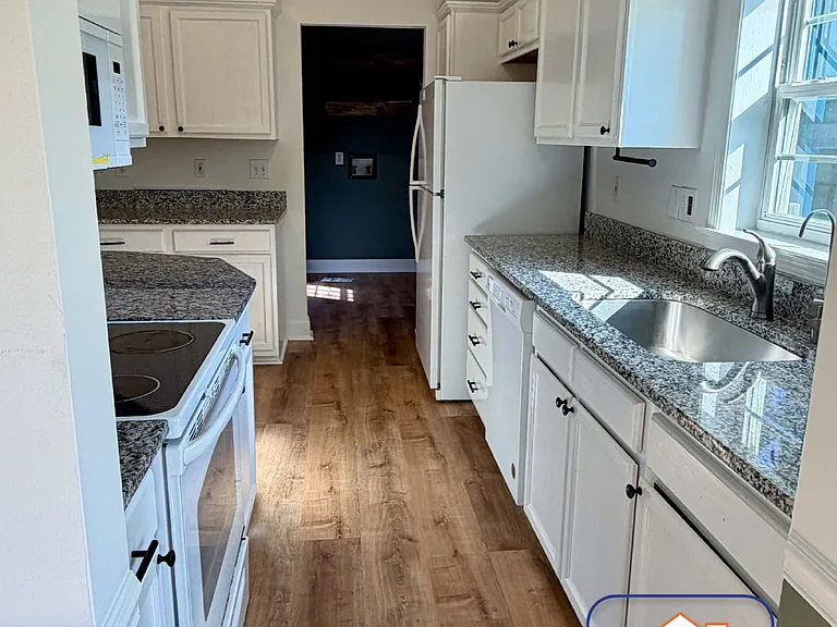 39 Tulifinny Ln — Photo 8