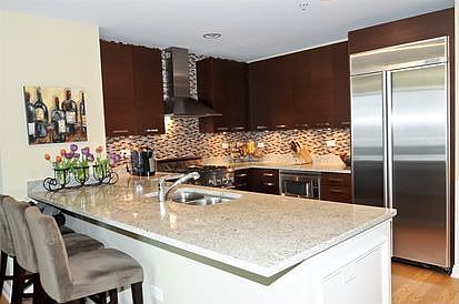 4th image of 240 E Illinois St APT 2507