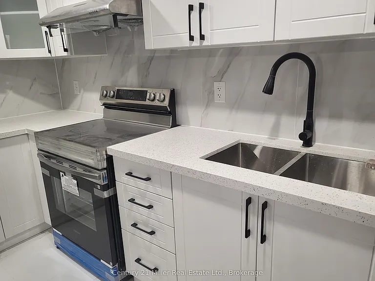 19 Masterson Dr #LOWER LEVEL — Photo 4