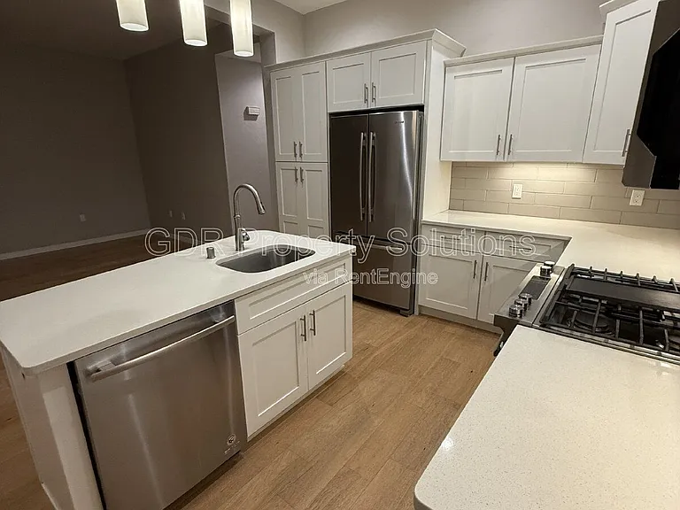 3600 Central Ave SE — Photo 7