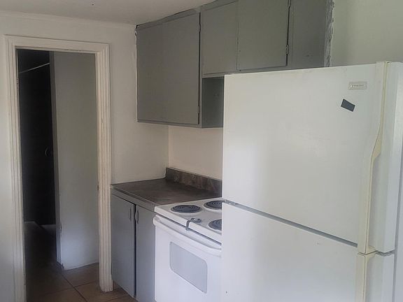 4th image of 5808 Seaboard Ave #2