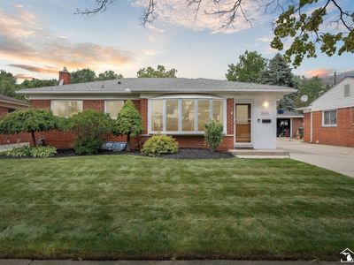 25136 Ward St, Taylor, MI, 48180