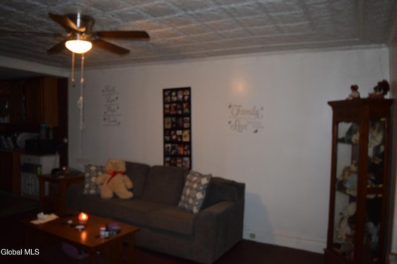 3rd image of 708 3rd Avenue