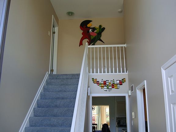 3rd image of 819 Delray Dr