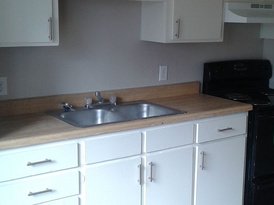 2nd image of 5864 E 28th St