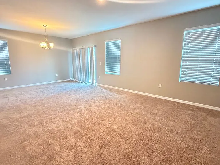 4117 Sophia Blvd — Photo 17