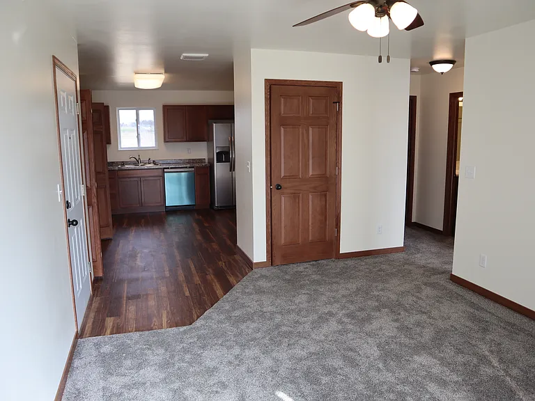 Dreamsville Apartments — Photo 9