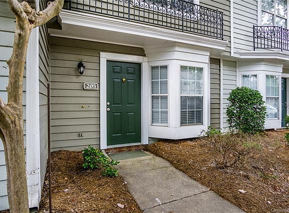 2nd image of 205 Heritage Pkwy #205
