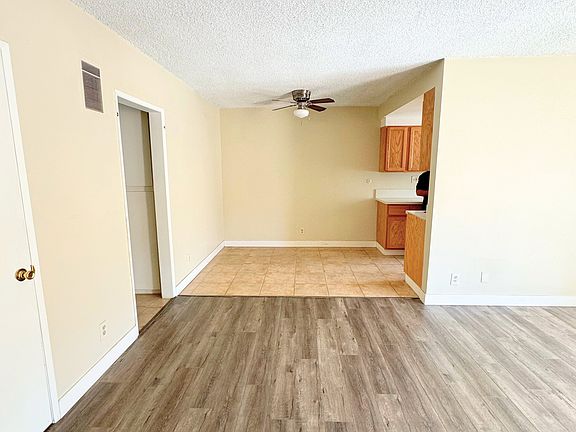 3rd image of 6432 Troost Ave APT 2