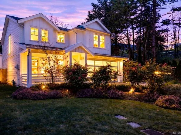 30 Jedburgh Rd, View Royal, BC V9B 1K7