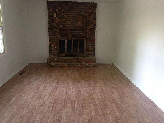 5th image of 5593 Natalie Ct S