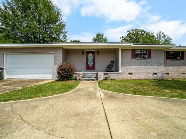 905 Sunset Cir, Columbia, MS 39429