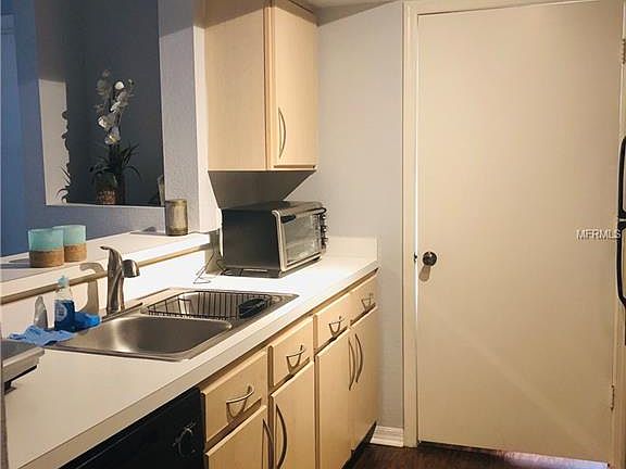 4th image of 7250 Westpointe Blvd APT 1029