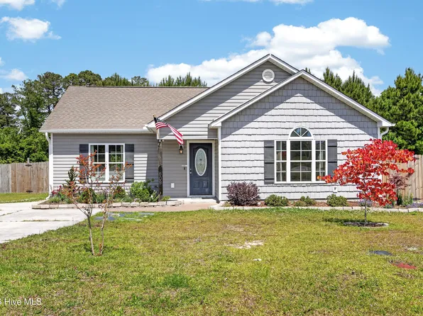 409 N Hines Street, Holly Ridge, NC 28445