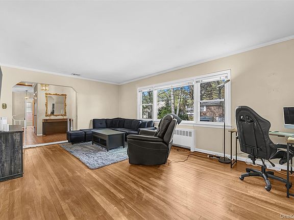 4th image of 61-46 213th Street