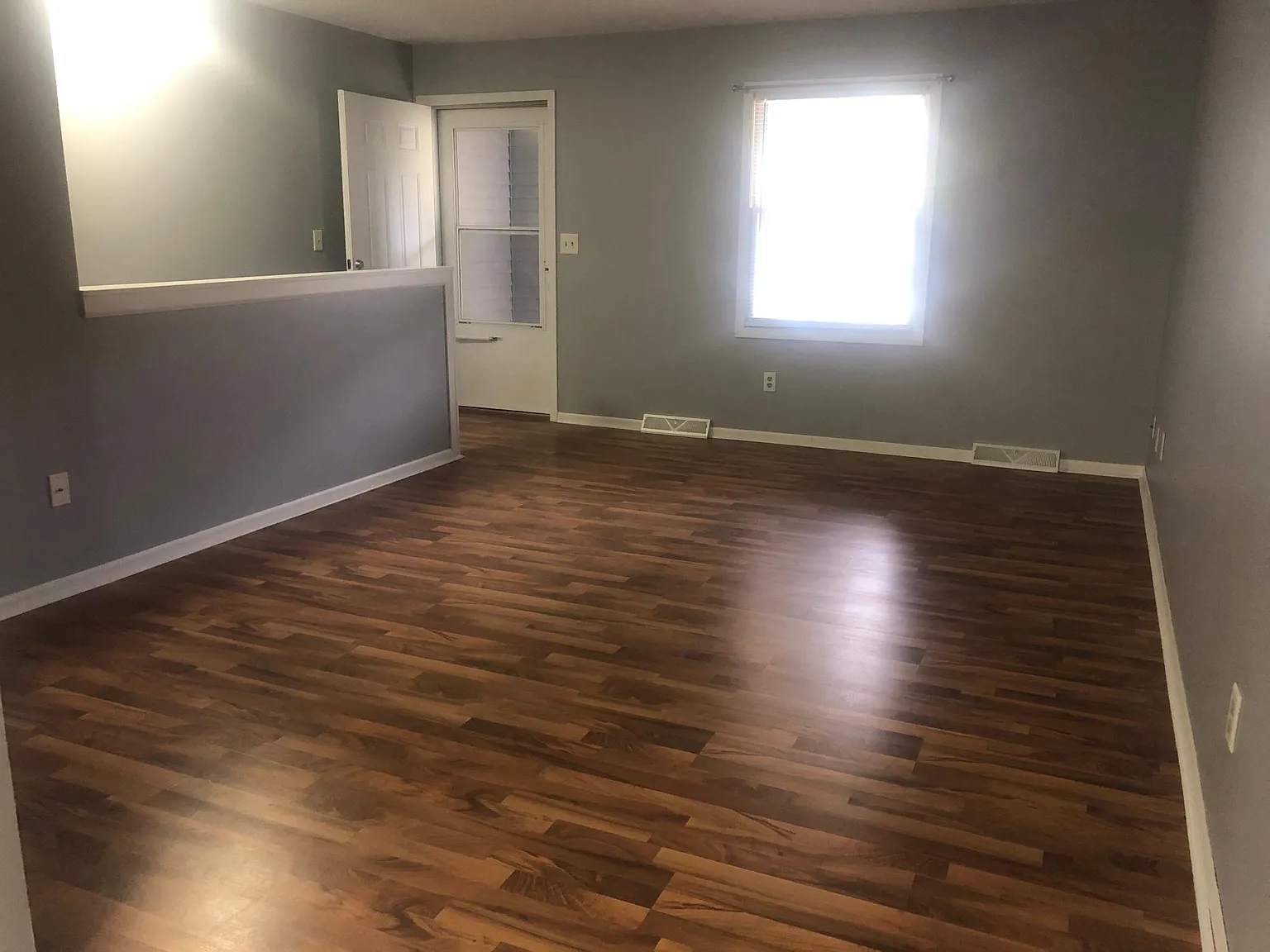 3 bed, 1425 sqft, $1,895 — Photo 2