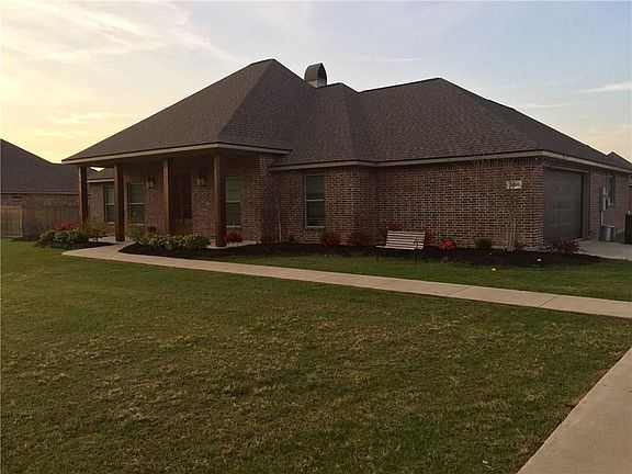 2nd image of 2686 Williamsport Dr