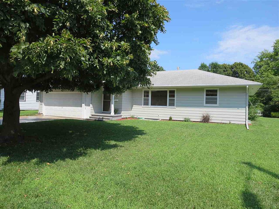 312 Eastridge St Beatrice NE 68310 Zillow