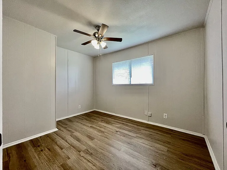 1116 Advance St — Photo 6