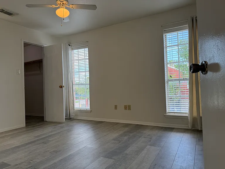2626 Holly Hall St #406 — Photo 9