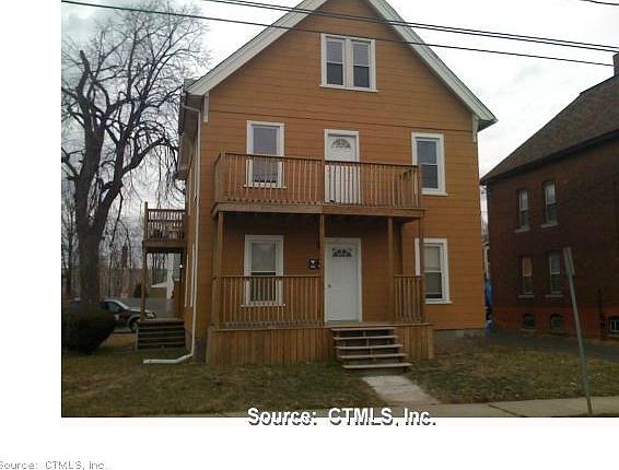 2nd image of 22 Woodland St