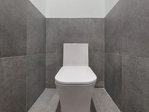 5th image of 1365 Nostrand Ave #2D