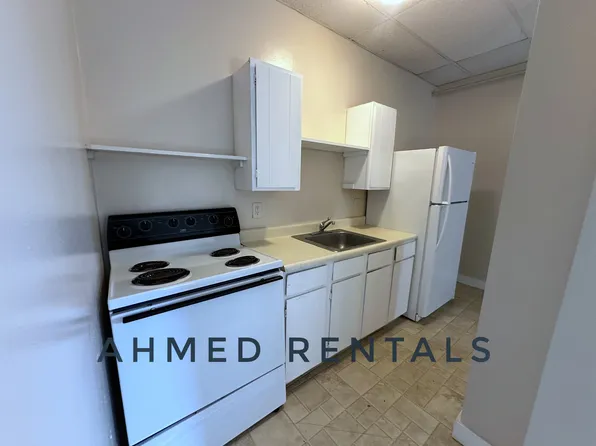 212 High St #1A, Portland, ME 04101