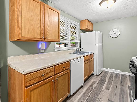 3rd image of 6310 N 46th St