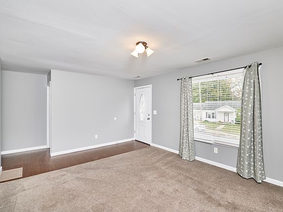 4th image of 595 Cap Au Gris St