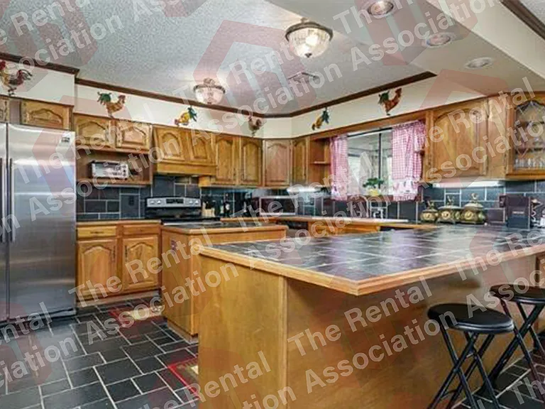 4006 Chauvin Ln — Photo 3