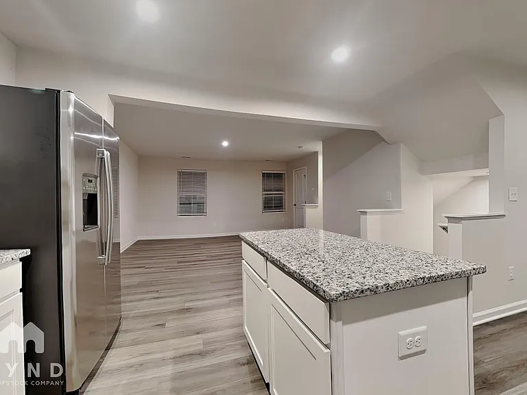 2227 Fathom Way — Photo 6
