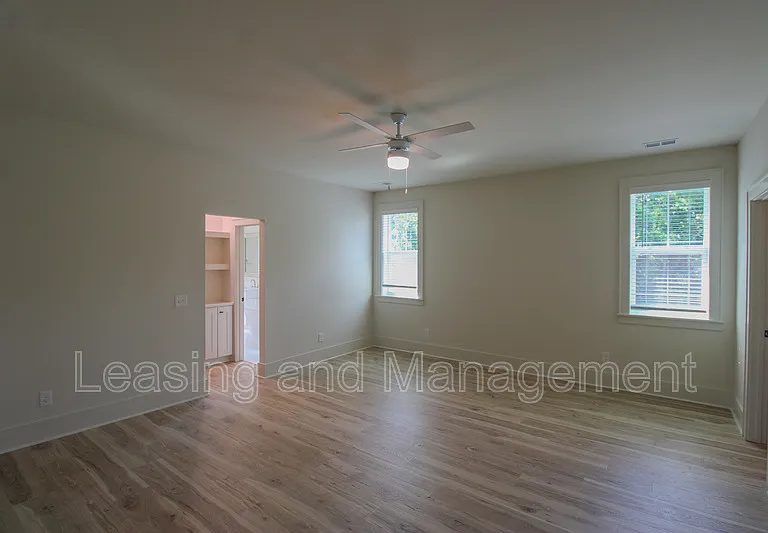 3633 Happyland Blvd — Photo 20