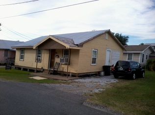 122 Saint Louis St, Golden Meadow, LA 70357