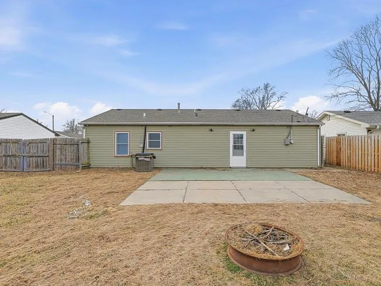3109 Surfwood Dr — Photo 23
