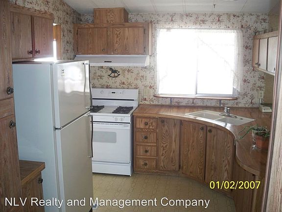 2nd image of 3658 Fort McHenry Dr