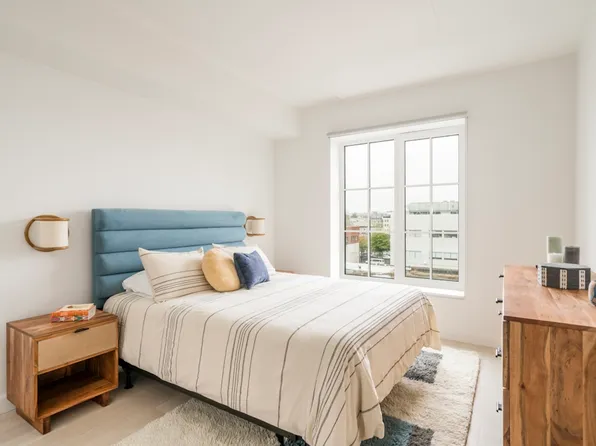 350 Clarkson Avenue image 1 of 16