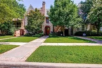3668 Asbury St Photo 1