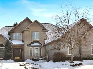 205 Raleigh Ct, Aurora, OH 44202