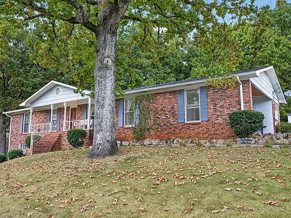 3rd image of 1218 Homewood Dr